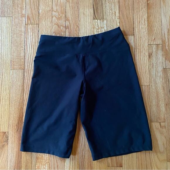 Nike black bike shorts - Picture 2 of 3